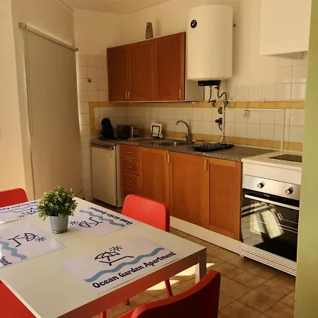 Charming With Balcony In Portimao, 55 Sqm, Pool View Apartment Portimao