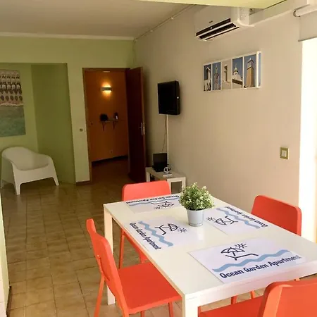 Apartment Charming With Balcony In Portimao, 55 Sqm, Pool View *
